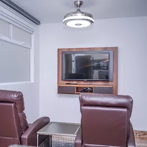 Aparthotel Miracle, Medellin